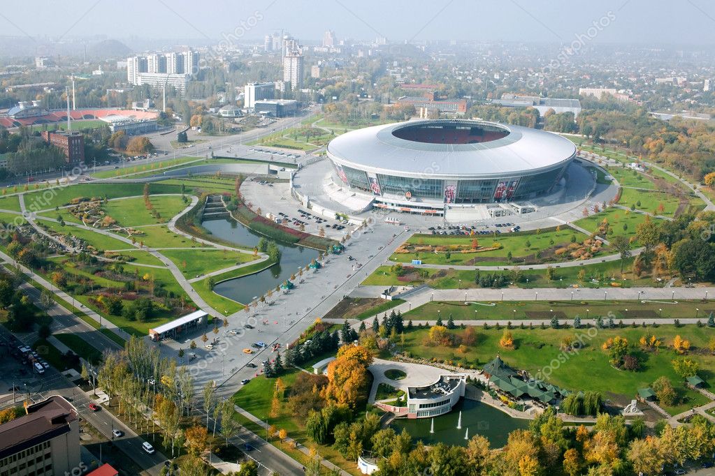 http://static7.depositphotos.com/1000635/718/i/950/depositphotos_7180138-Donbass-Arena-stadium..jpg