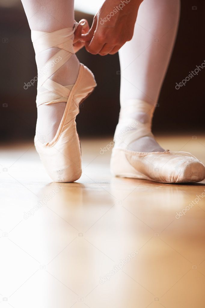 ballet dancer shoes