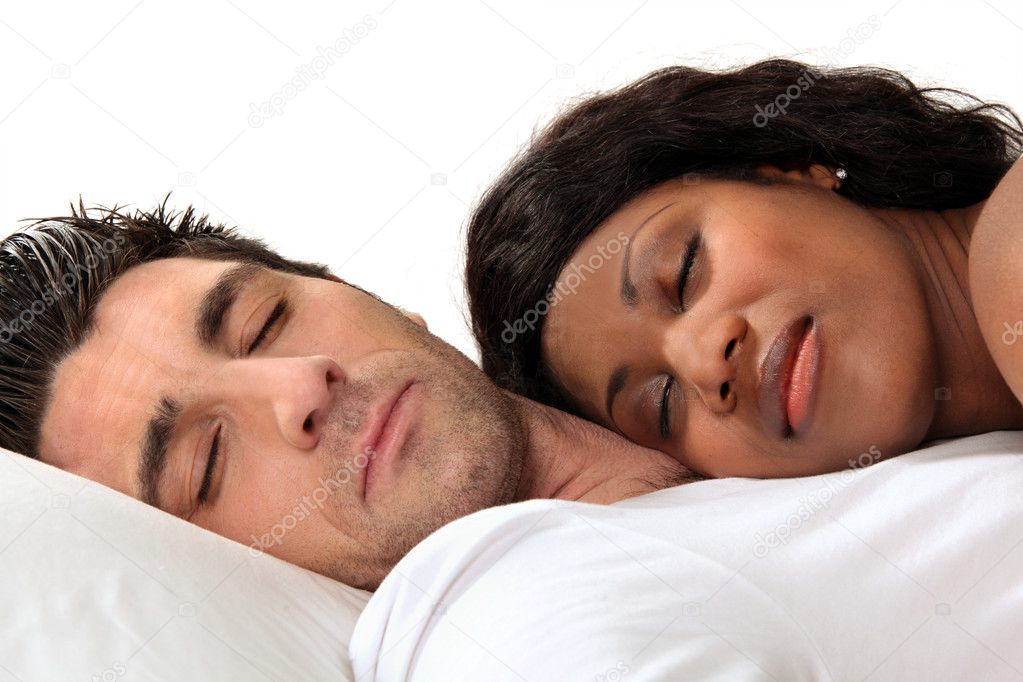 http://static7.depositphotos.com/1192060/778/i/950/depositphotos_7788684-Woman-sleeping-on-her-husbands-chest.jpg