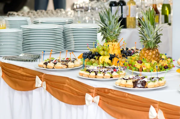 Banquet dessert table