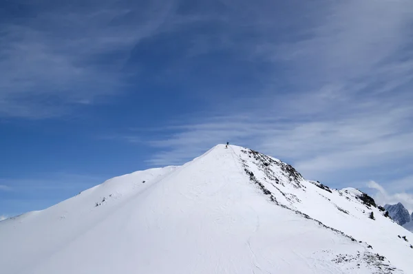 Фрирайдеров на вершине горы — стоковое фото