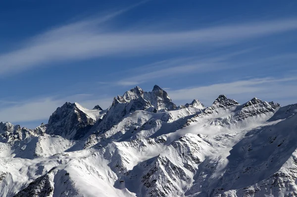 Hoge winter bergen — Stockfoto