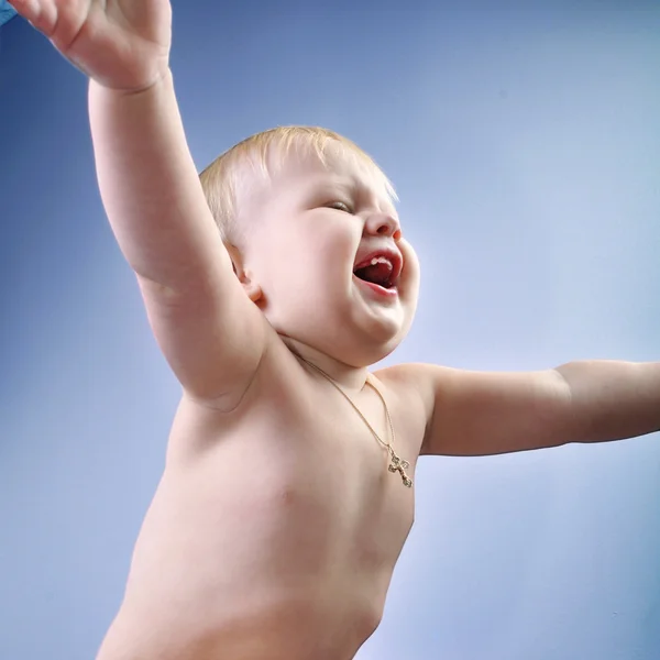 Счастливый малыш — стоковое фото