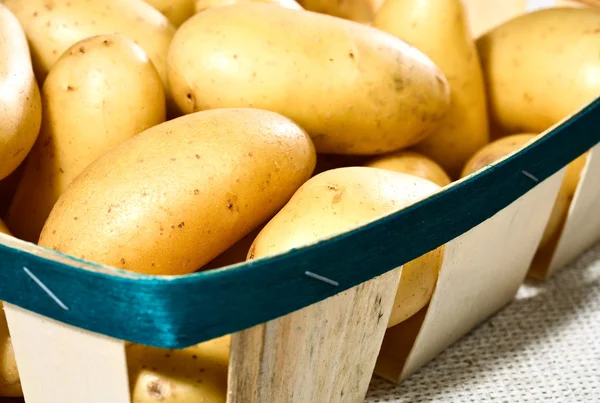 Свіжі смачним картоплею — стокове фото