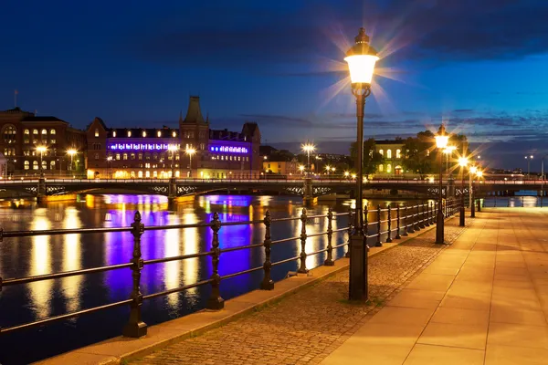 Stare Miasto w nocy w Sztokholmie, Szwecja — Zdjęcie stockowe