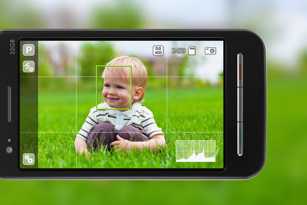 Taking pictures with smartphone