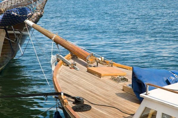Old wooden yacht — Stockfoto