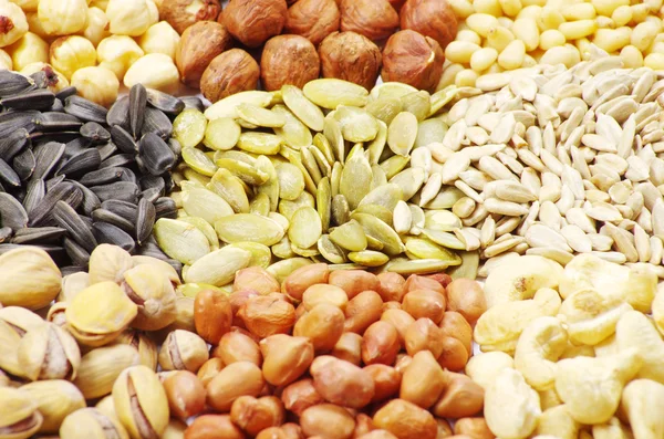 Seeds and nuts — Stock Photo, Image