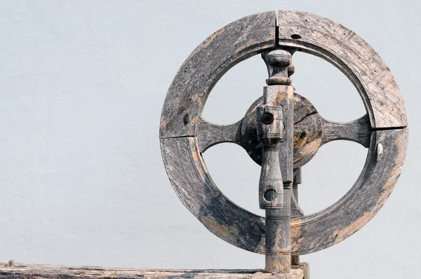 Vintage Spinning Wheel — Stock Photo, Image