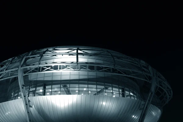 Fütüristik bir ufo şeklinde bina — Stok fotoğraf