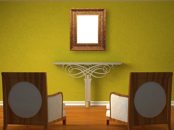 Zwei luxuriöse Stühle gegenüber grüner Wand mit metallischer Konsole und modernem Rahmen — Stockfoto