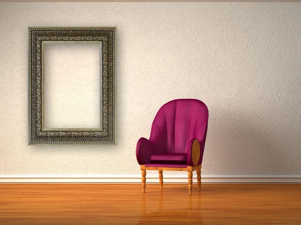Один розкішний стілець з сучасною рамкою в мінімалістичному інтер'єрі — стокове фото