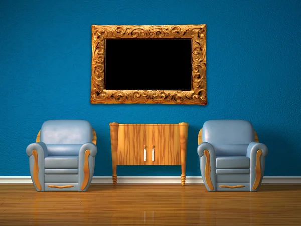 Deux chaises avec console en bois et cadre moderne à l'intérieur bleu — Photo