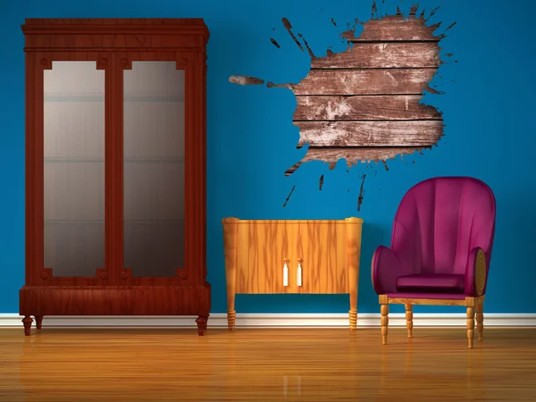 Kast met tafel, luxe stoel en plons gat in minimalistische interieur — Stockfoto
