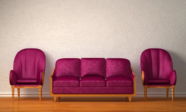 紫色沙发极简主义内部有两个豪华椅子 — 图库照片