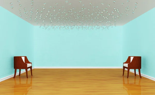 Стулья в роскошной пустой галерее — стоковое фото
