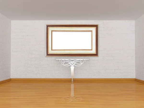 Kovový stůl s rámečkem na obrázek v galerii — Stock fotografie