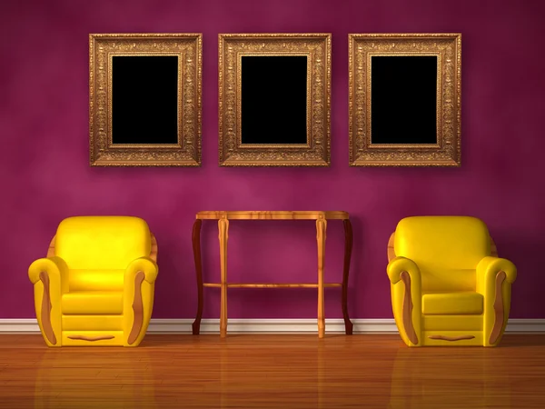 Két szék fa konzol és a képkeretek lila belső — Stock Fotó