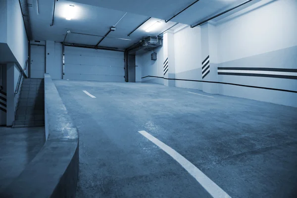 Underjordisk parkering — Stockfoto