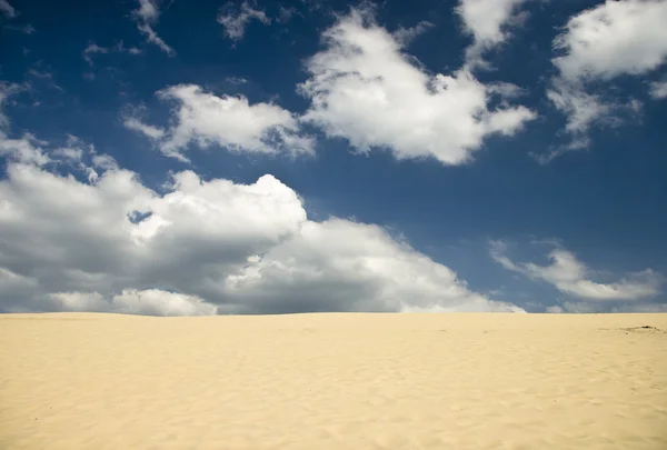 沙漠与天空 — 图库照片
