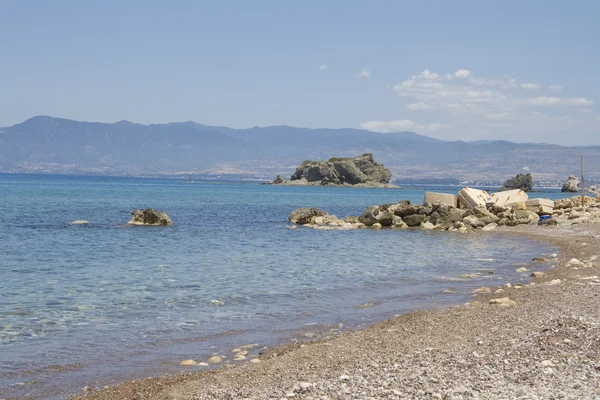 De kust van de zee in de buurt van met polis, cyprus — Stockfoto