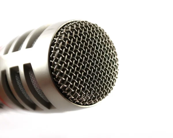 Microfono su bianco. Primo piano — Foto Stock