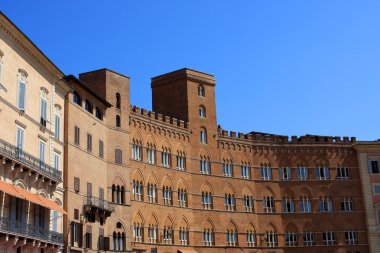 Palazzo Sansedoni, Siena