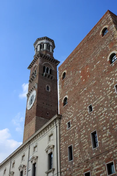Torre Verona — Foto de Stock