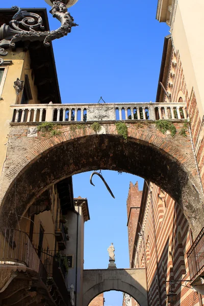 The arch of the Rib, Verona — Stock Photo, Image