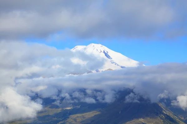 Monte Elbrus — Fotografia de Stock