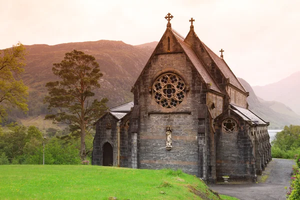 ST. Mary and St.Finnan Church It is located area of the Highlan — Stock Photo, Image