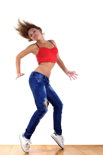 Žena moderní tanečnice v tanečním sále — Stock fotografie