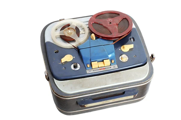 Старый портативный магнитофон, изолированный на белом — стоковое фото