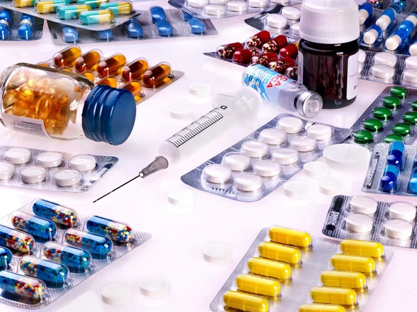 Tabletta buborékfóliában. a gyógyszer. — Stock Fotó