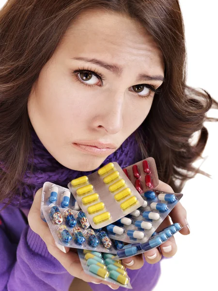 Menina com gripe tomando pílulas — Fotografia de Stock
