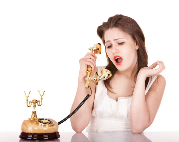 Mladá krásná žena mluvila po telefonu. — Stock fotografie