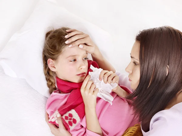 Sick child with mother. Isolated. — Stock Photo, Image