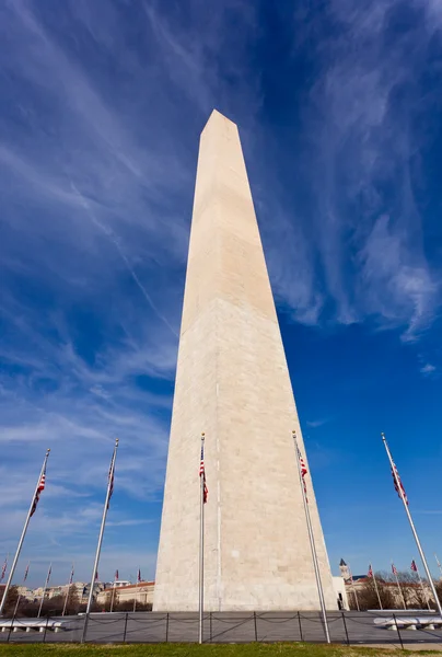Широкоугольный вид на памятник Вашингтону — стоковое фото