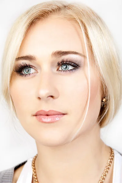 Foto portret van blonde vrouw. — Stockfoto