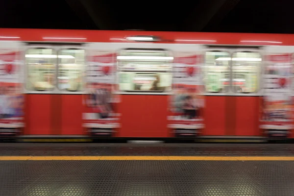 U-Bahn, Bewegungsunschärfeeffekt — Stockfoto