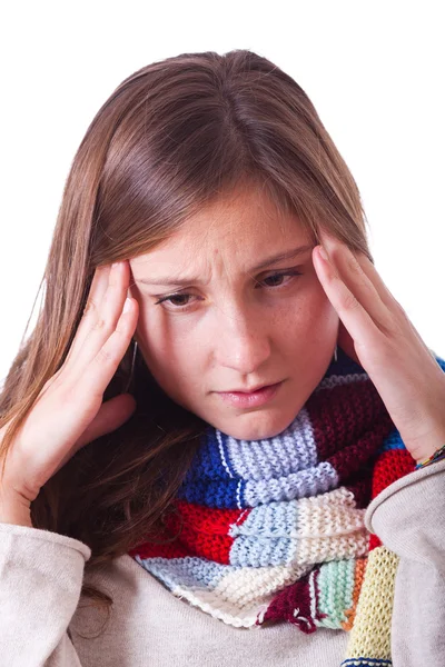 Sjuk kvinna med huvudvärk — Stockfoto