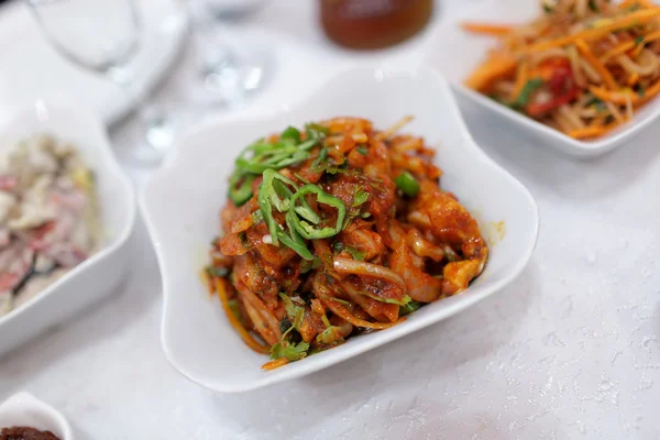 Koreaanse salade in restaurant — Stockfoto