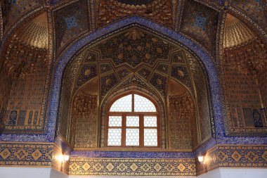 Window in Aksaray mausoleum clipart