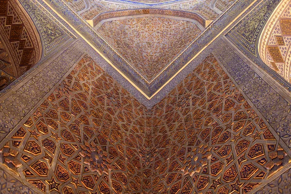 Innenraum des Mausoleums tamerlane — Stockfoto