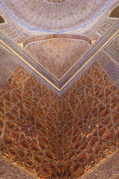 Vägg av guri amir mausoleum — Stockfoto