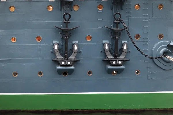 Anchors of Aurora cruiser — Stock Photo, Image