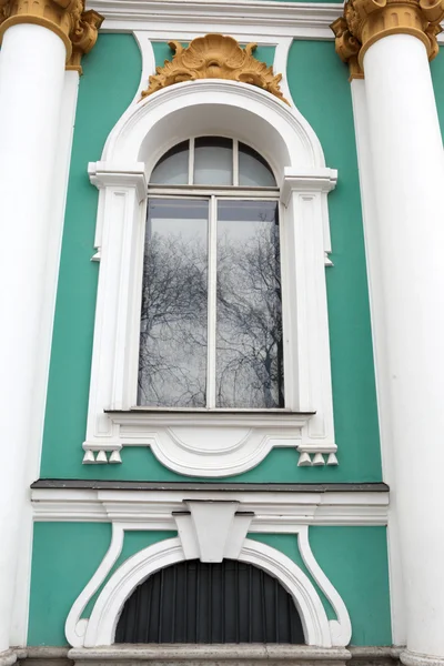 Fragment of wall of the Hermitage building — Stock Photo, Image