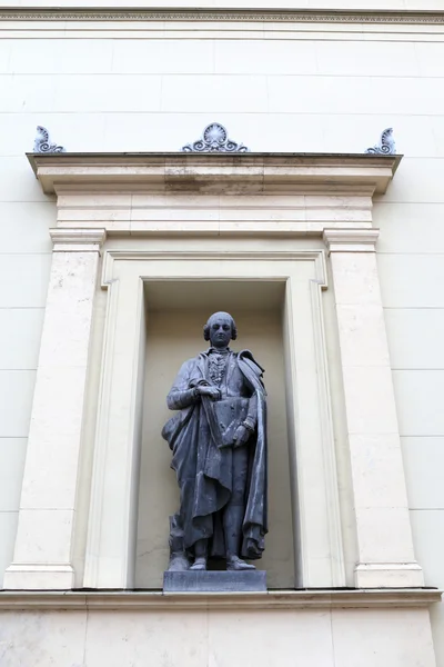 Statua di Raffaello Morghen a San Pietroburgo — Foto Stock