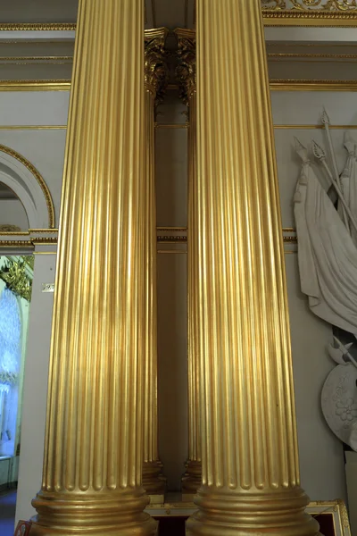 Columns of Armorial Hall — Stock Photo, Image