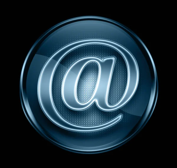 Ícone de e-mail azul escuro, isolado no fundo preto . — Fotografia de Stock